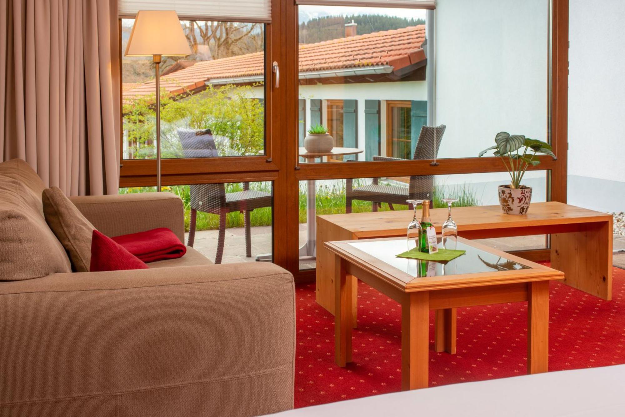 Landhotel Gockelwirt Eisenberg  Εξωτερικό φωτογραφία