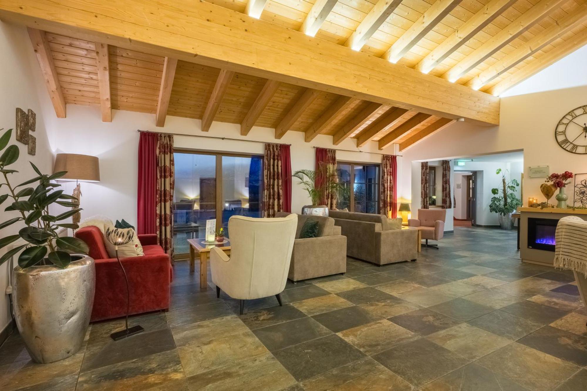 Landhotel Gockelwirt Eisenberg  Εξωτερικό φωτογραφία