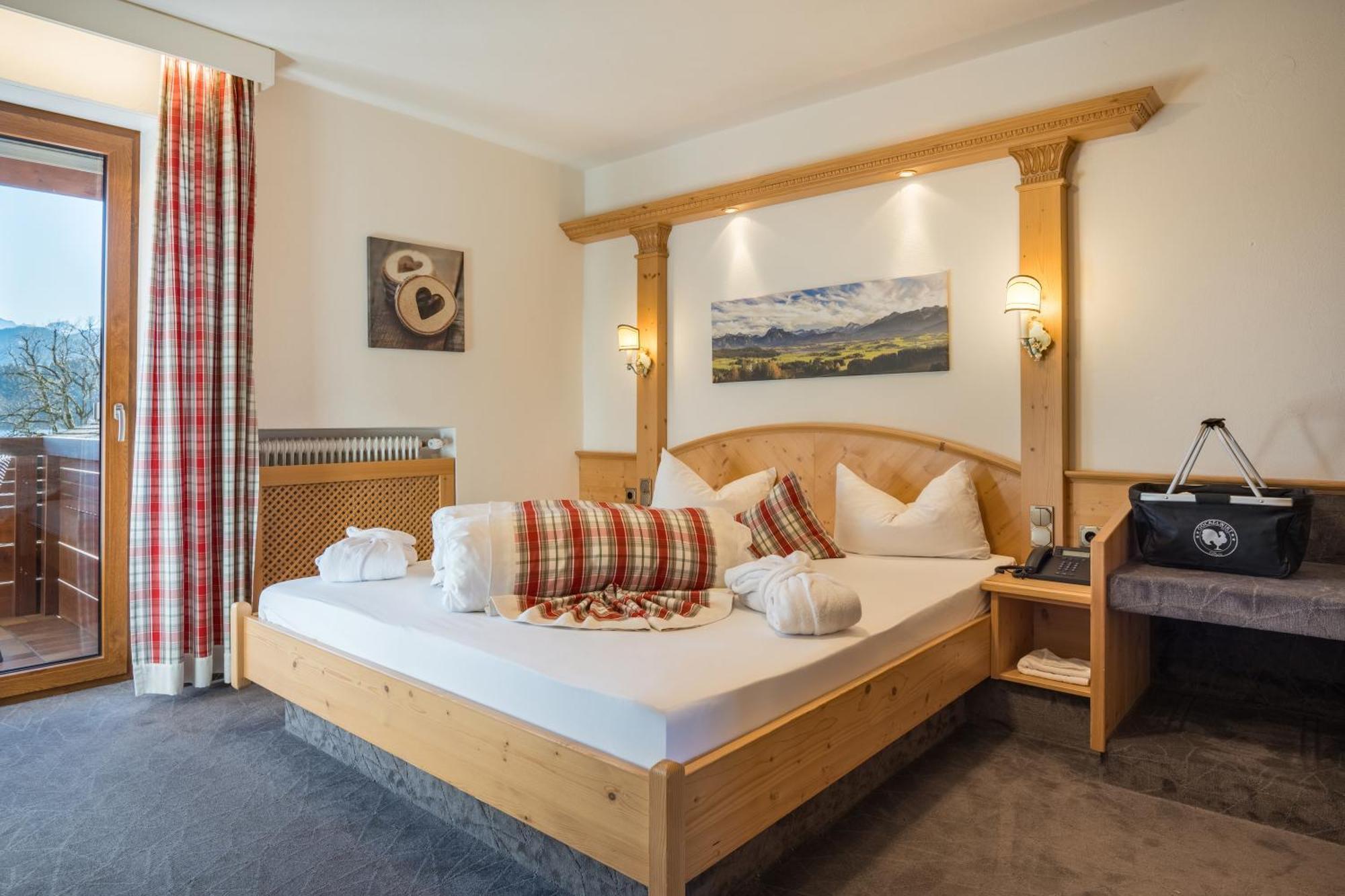 Landhotel Gockelwirt Eisenberg  Εξωτερικό φωτογραφία