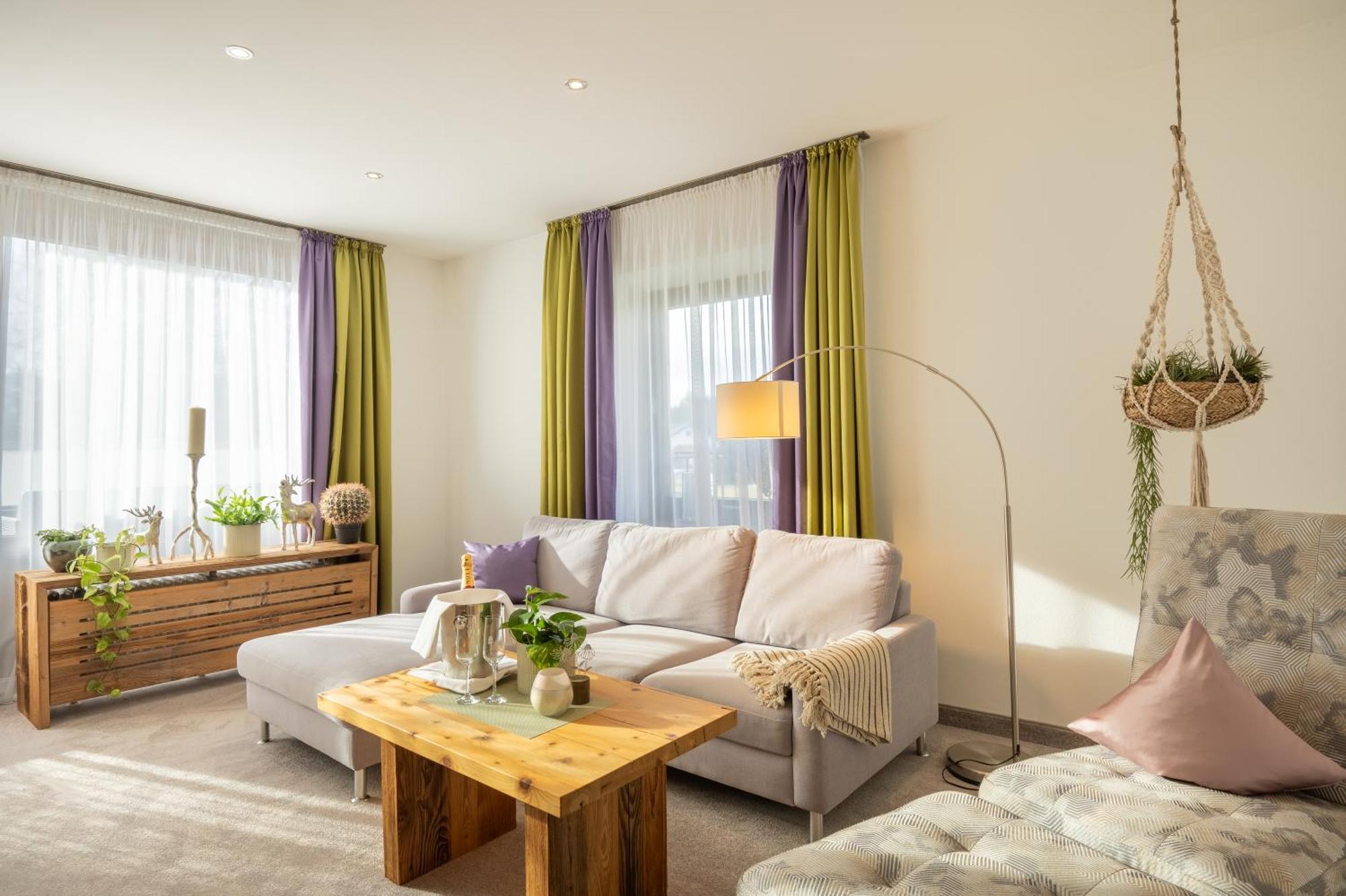 Landhotel Gockelwirt Eisenberg  Εξωτερικό φωτογραφία